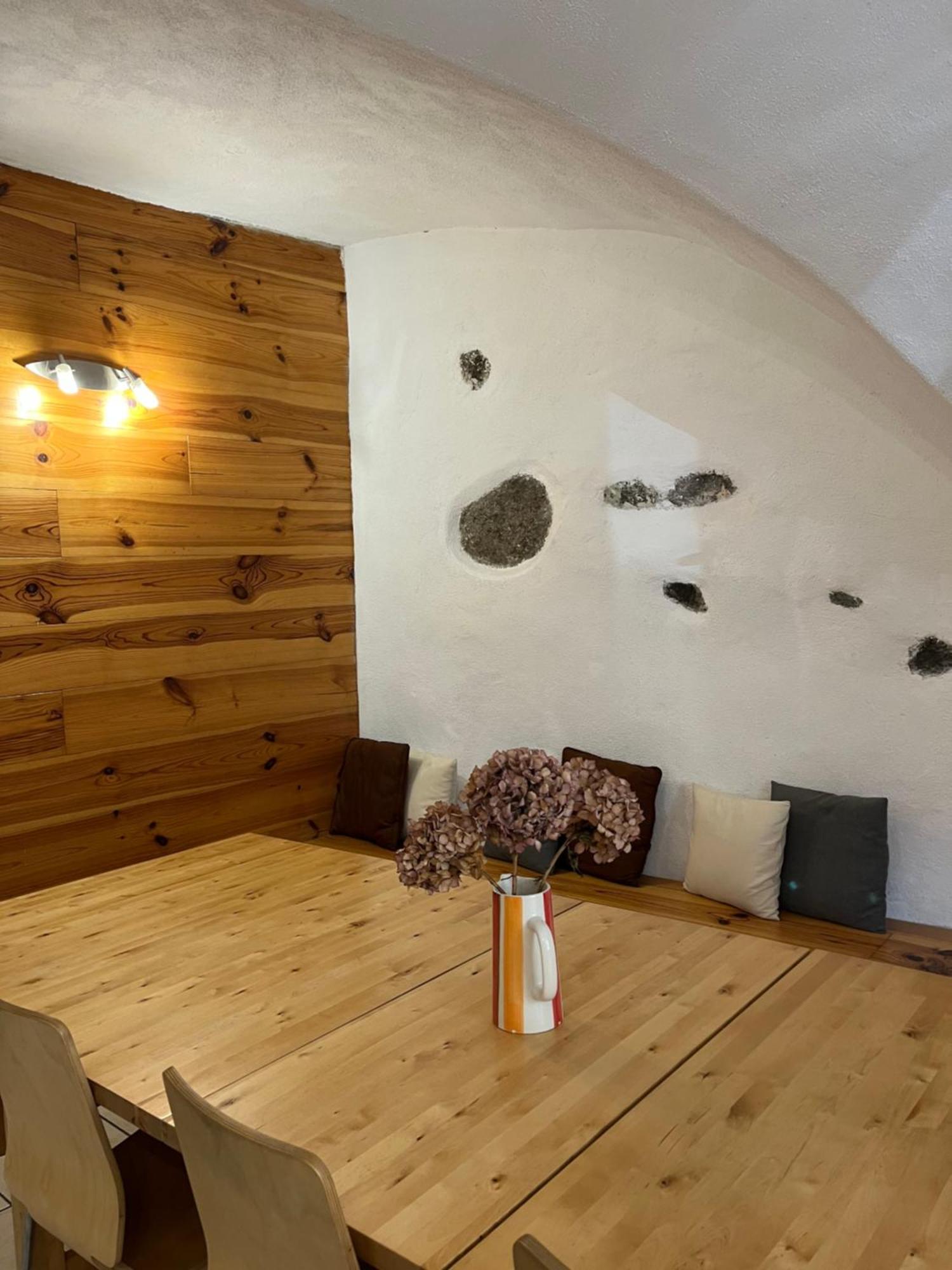 The Stable House Bourg D'Oisans -Bike/Hike/Ski Ле-Бур-д'Уазан Екстер'єр фото